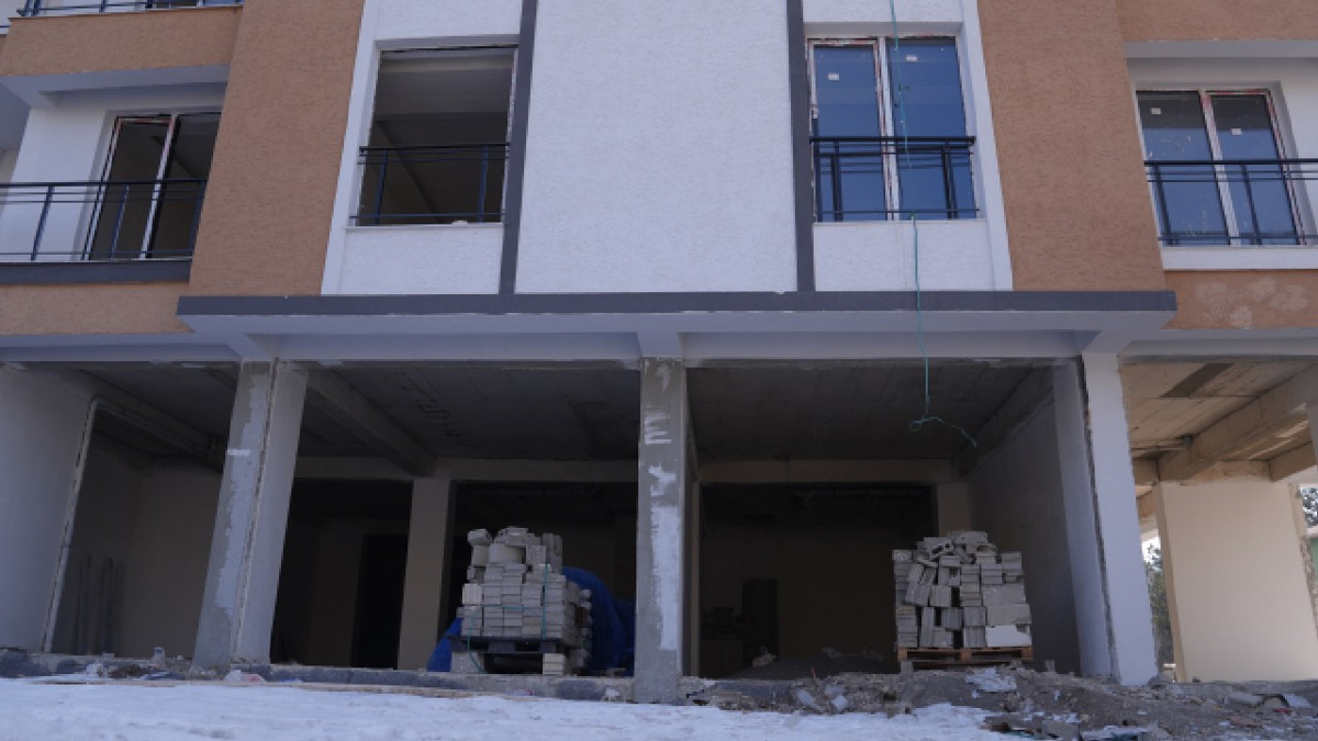 25 milyon TL'sini alamadı, kullandığı malzemeleri söktü