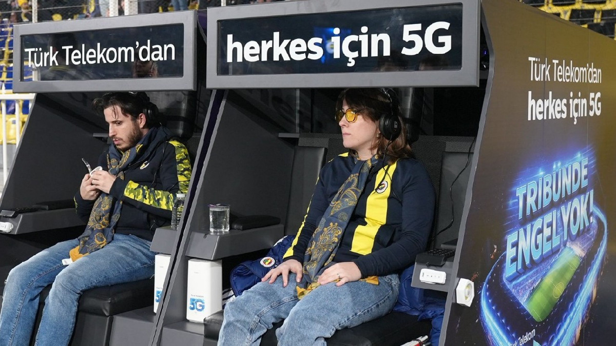 Türk Telekom 5G ile dünyada bir ilk! Engelsiz tribün uygulaması başladı