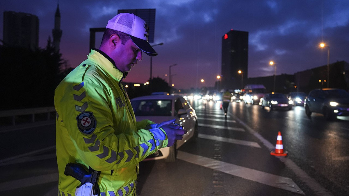İstanbul trafiğinde kaynakçılara dron takibi