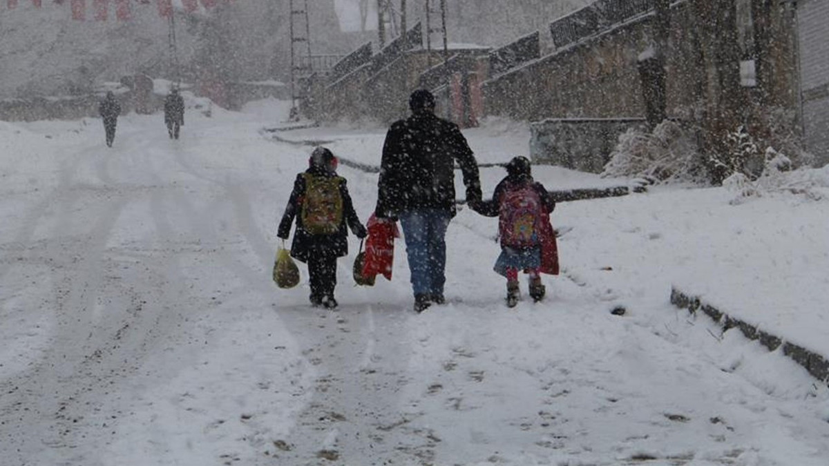 Ordu'da eğitime kar engeli