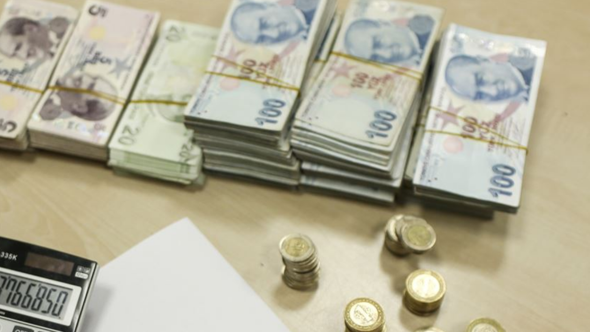 Emekli maaşları bayramdan önce yatacak mı? Emekli aylığı ne zaman yatacak?