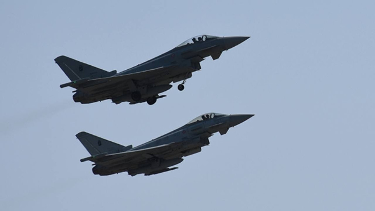 MSB duyurdu:  F-16'lar ve savunma sistemleri KKTC'de!