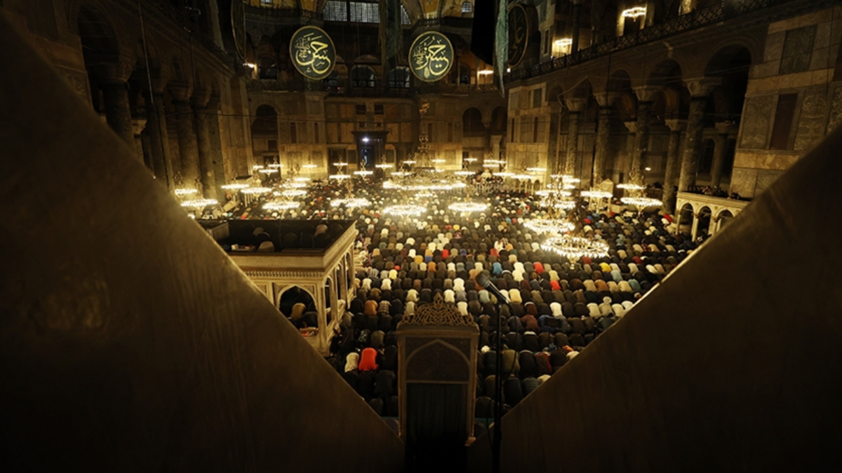 KADİR GECESİ NE ZAMAN? 2026 Kadir Gecesi tarihi...