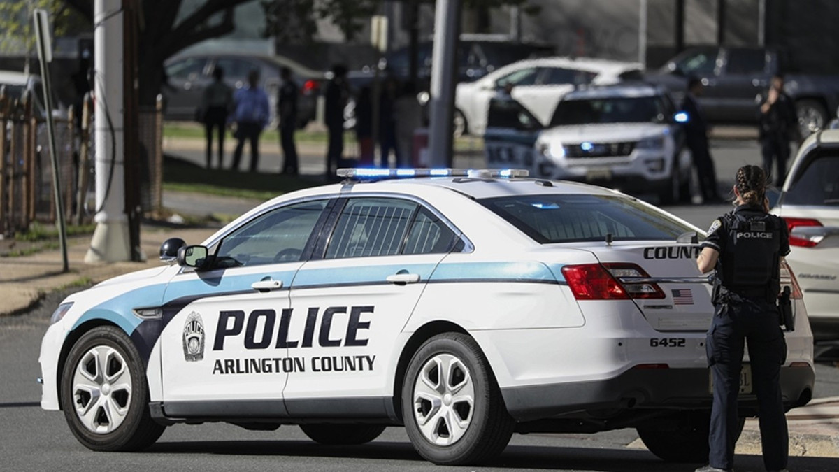 ABD'de üniversiteye silahlı saldırı: Saldırgan öldürüldü