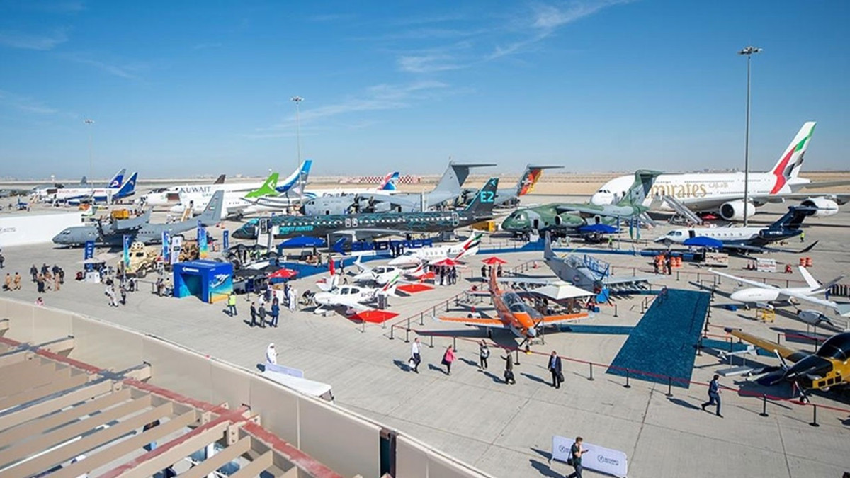 Dubai Uluslararası Havalimanı'nda tüm uçuşlar askıya alındı