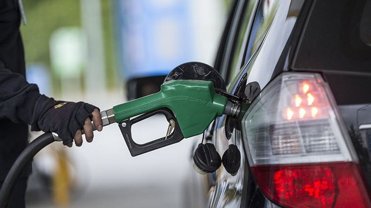 Dizel geriliyor, hibrit ve elektrik yükseliyor