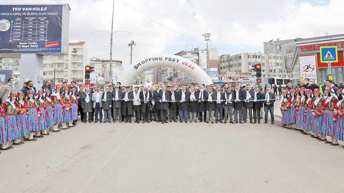 İranlı turistler gelmedi turizm ve ticaret darbe aldı