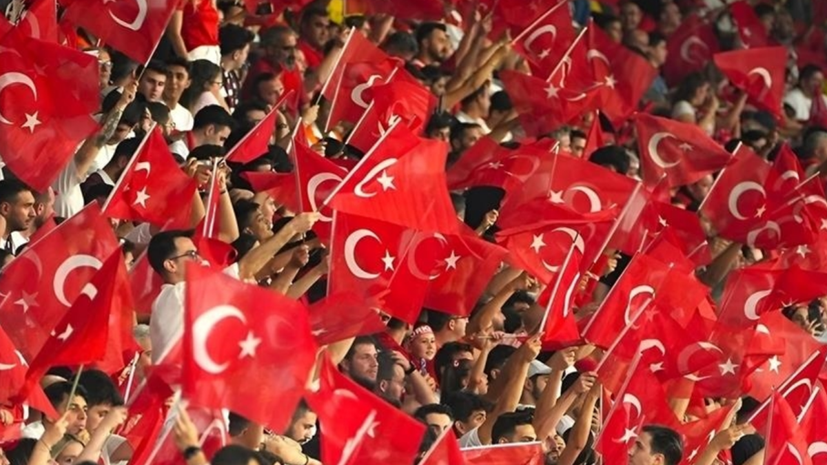 Milli maç ne zaman? Türkiye Romanya maçı hangi gün, saat kaçta, hangi kanalda?