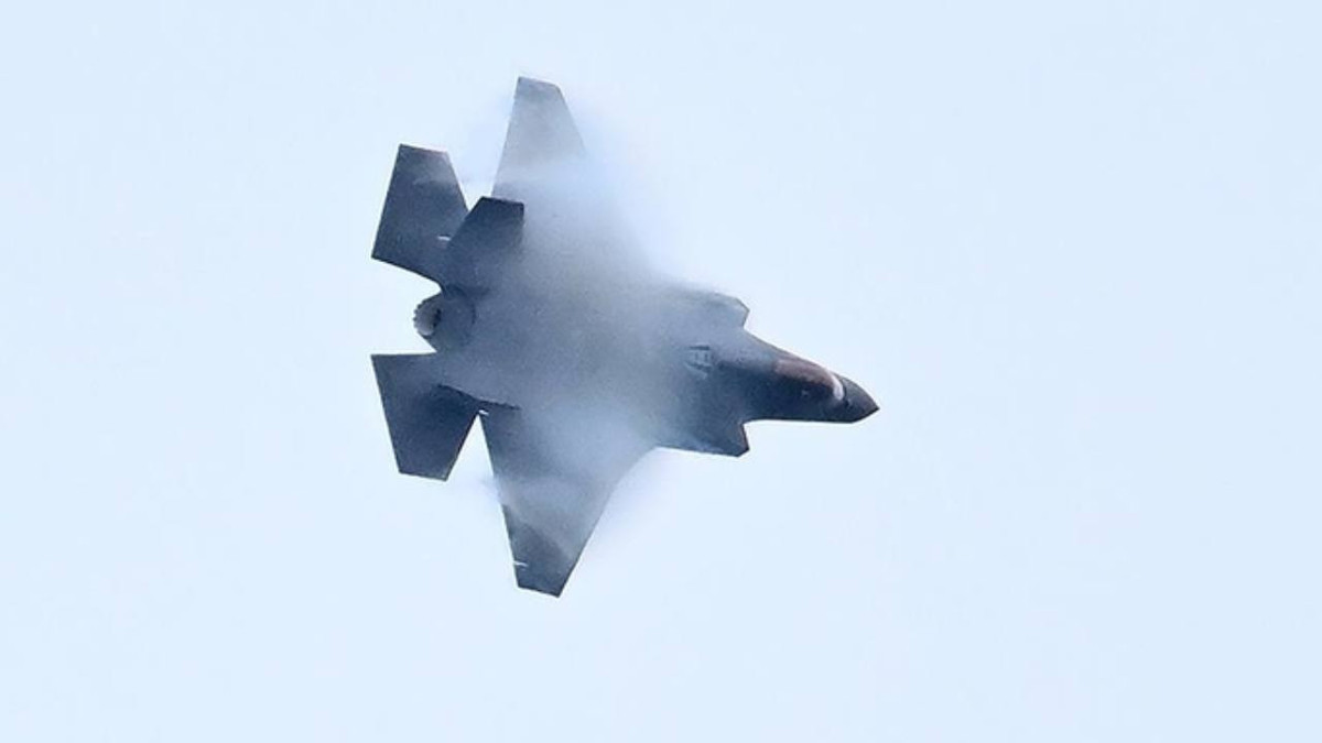 İran, ABD'nin güç sembolü F-35'i vurdu: Yenilmezlik iddiası çöküyor