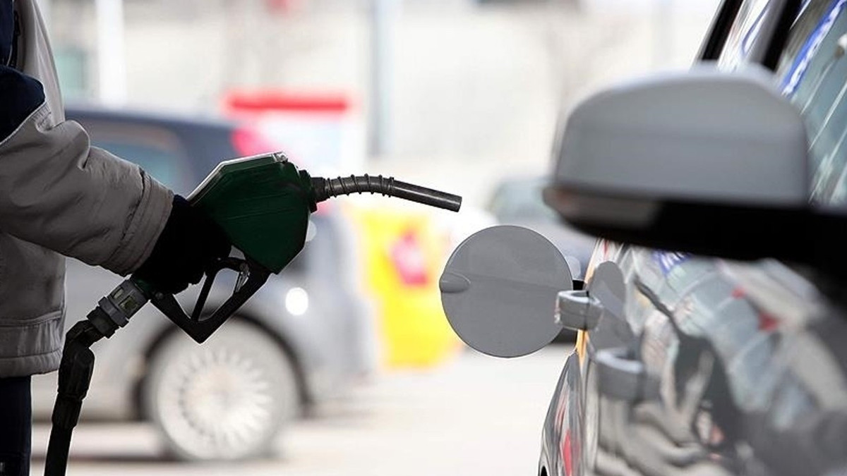 Orta Doğu gerilimi Çin'i de etkiledi: Benzin ve motorin fiyatlarına zam geldi