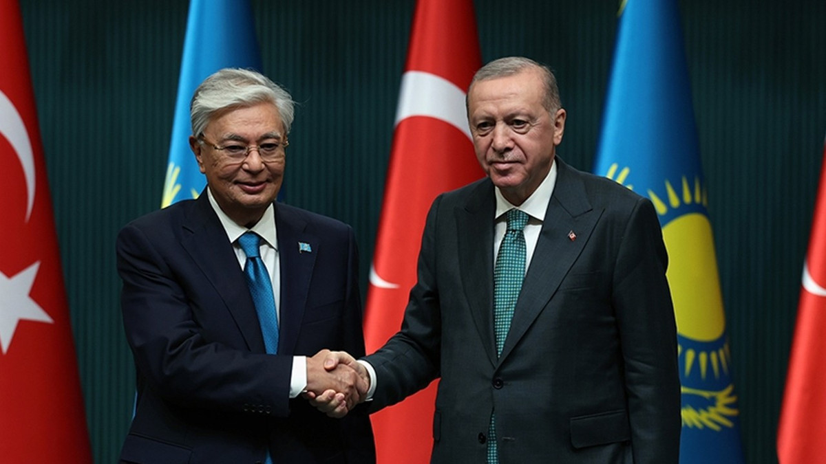 Cumhurbaşkanı Erdoğan, Kazakistan Cumhurbaşkanı Tokayev ile görüştü