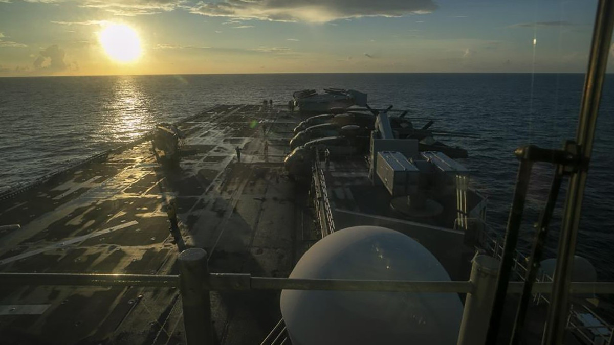 ABD ordusu açıkladı: 3 bin 500 personelli hücum gemisi Orta Doğu’ya ulaştı