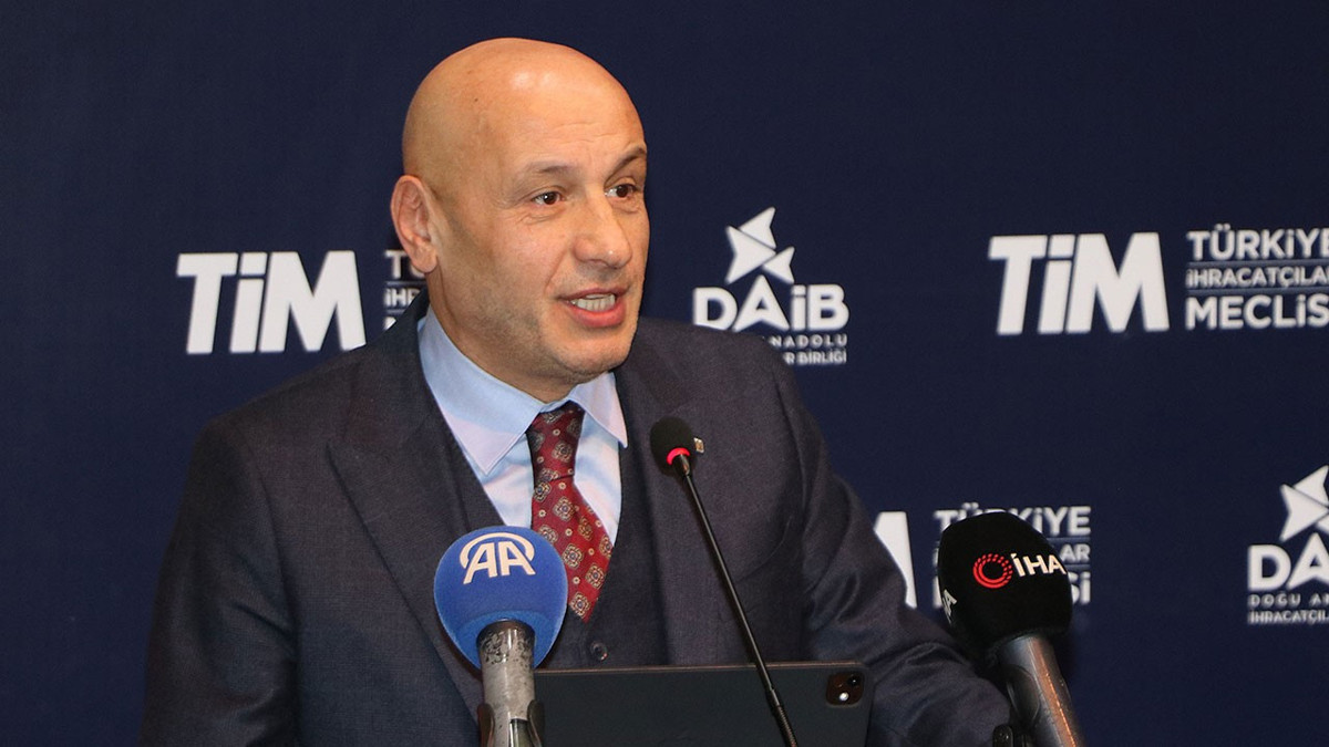 Gültepe: 2026’da ihracatta hedef 282 milyar dolar