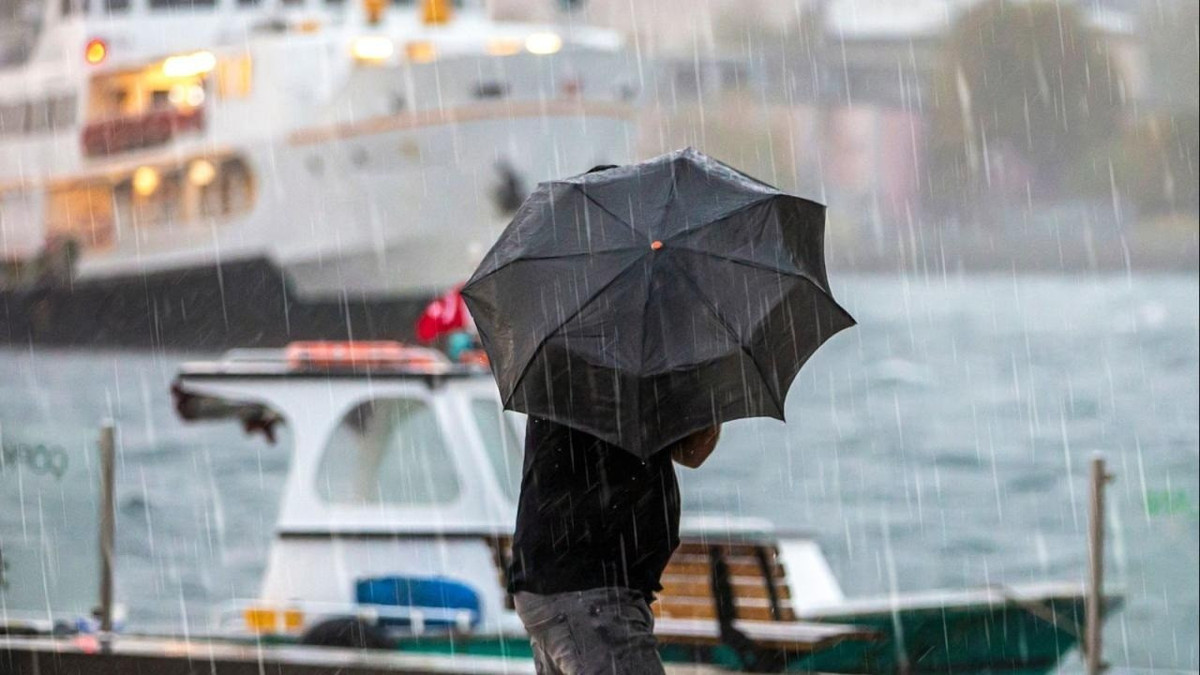 Yurt genelinde sağanak alarmı: Fırtına ve kuvvetli yağış bekleniyor