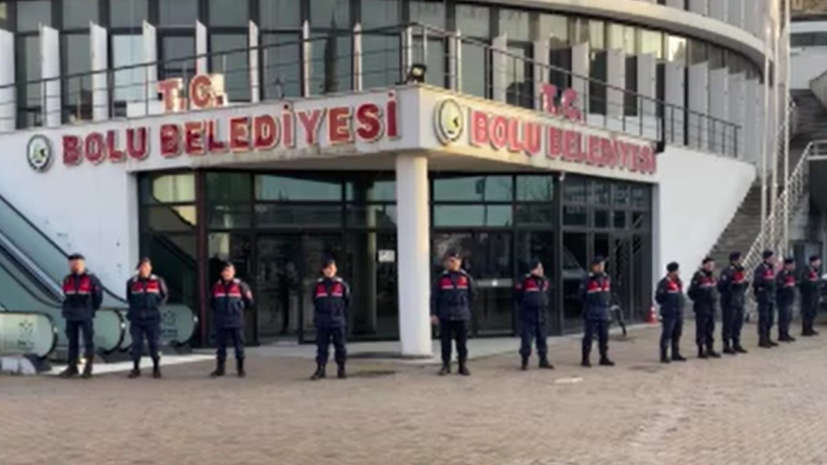 Bolu Belediyesi soruşturmasında yeni gelişme: Belediye binasında arama yapıldı