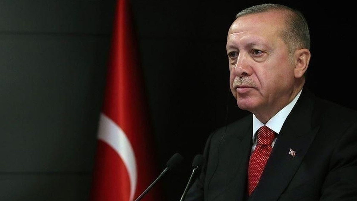 Cumhurbaşkanı Erdoğan'dan şehit polis Yalçın'ın ailesine başsağlığı mesajı