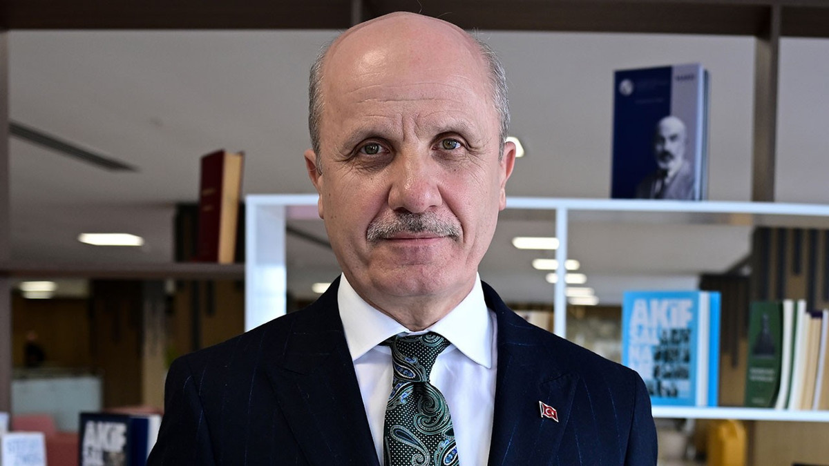 YÖK Başkanı açıkladı: Üniversitelerde yeni bölümler açılacak
