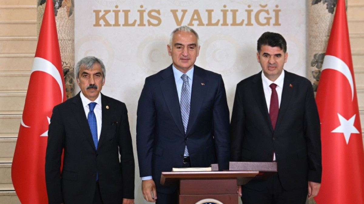 Bakan Ersoy: Tarihi mirasa el uzatanlar cezasız kalmayacak