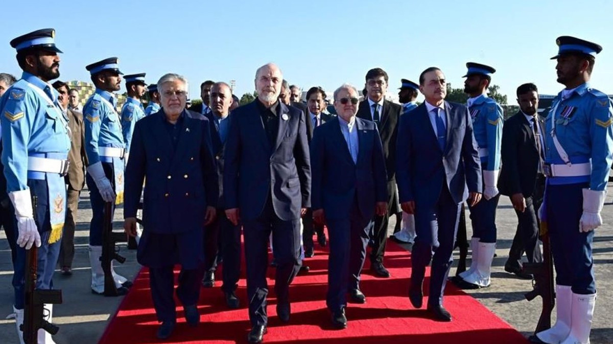 İran heyeti Pakistan’dan ayrıldı