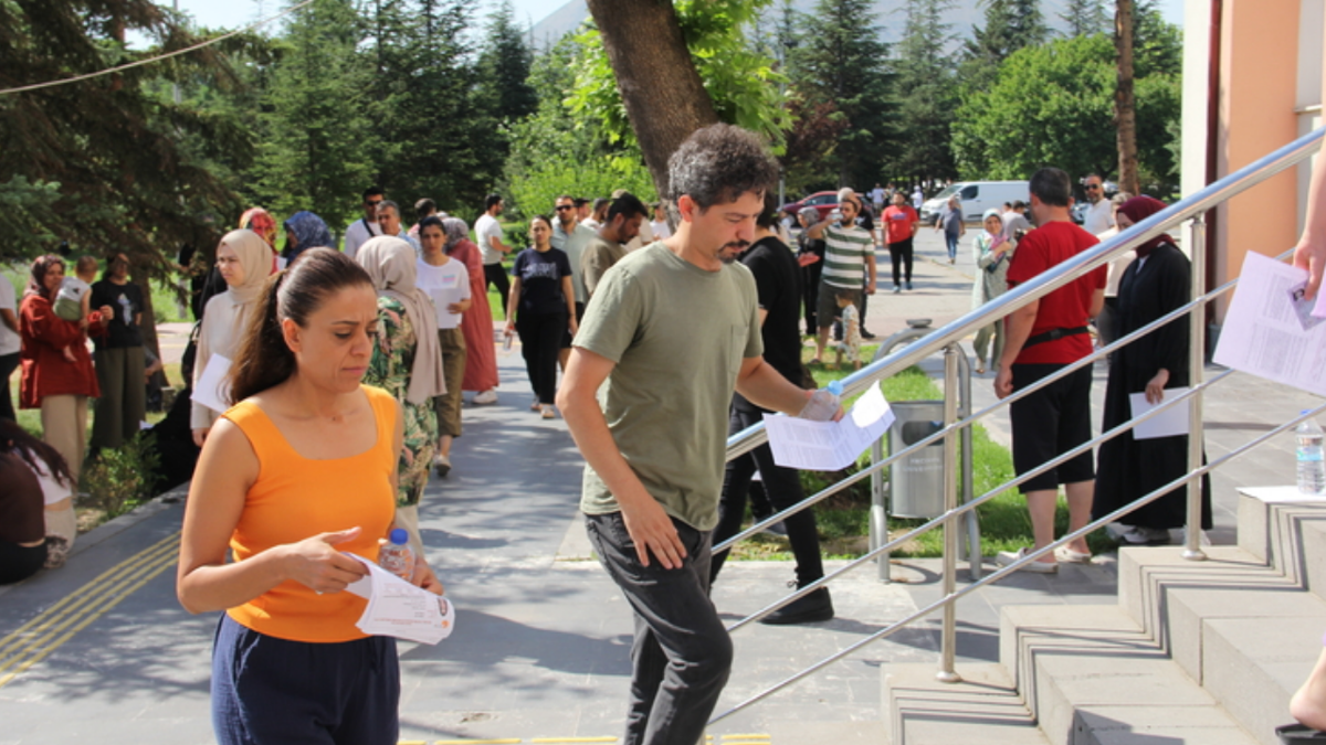 Bu yıl MEB AGS başvuruları ne zaman başlıyor? İşte o tarih...