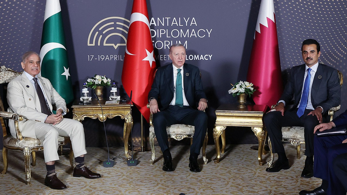 Erdoğan: İran'a yönelik hukuksuz saldırılar bölgede güvenlik risklerini artırıyor