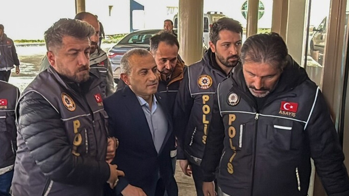 Son dakika: Eski Tunceli Valisi Tuncay Sonel tutuklandı