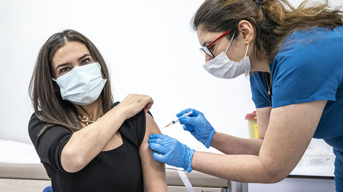 23 Nisan 2026 Perşembe (yarın) eczane ve sağlık ocakları açık mı, kapalı mı?