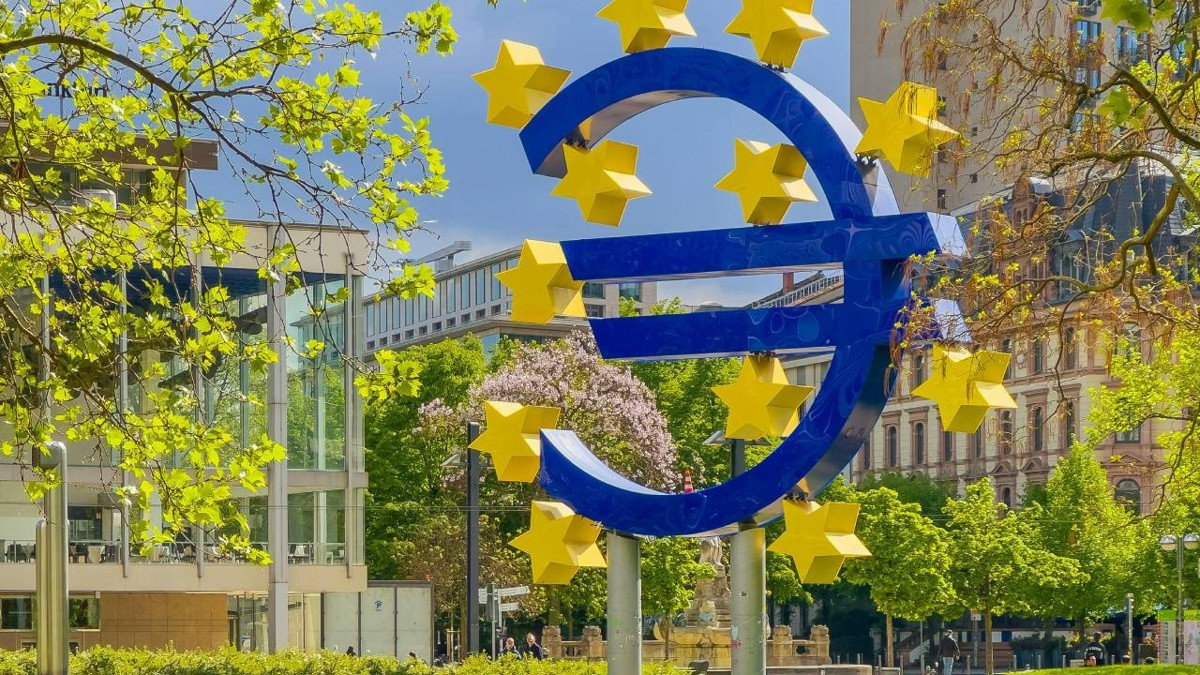 Euro Bölgesi'nde arz baskısı: PMI daralma sinyali verdi!