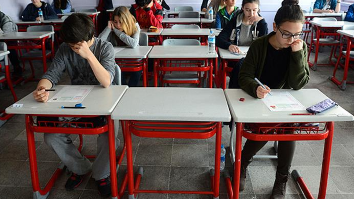 Yaz tatili tarihi: Okullar ne zaman kapanacak? İşte o tarih...