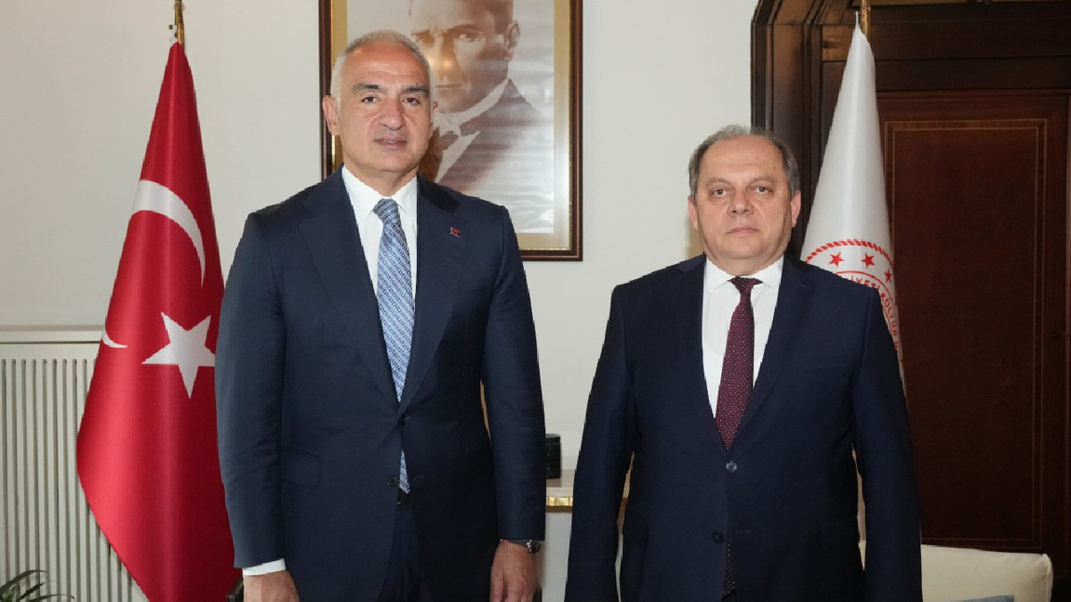 Cumhuriyet Müzesi’nde anlamlı buluşma! Bakan Ersoy, Yargıtay Başkanı Kerkez’i ağırladı