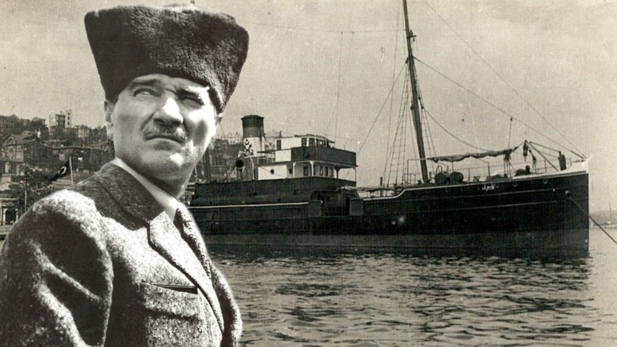 Milli Mücadele'nin ilk adımı... 19 Mayıs Atatürk’ü Anma Gençlik ve Spor Bayramı kutlu olsun