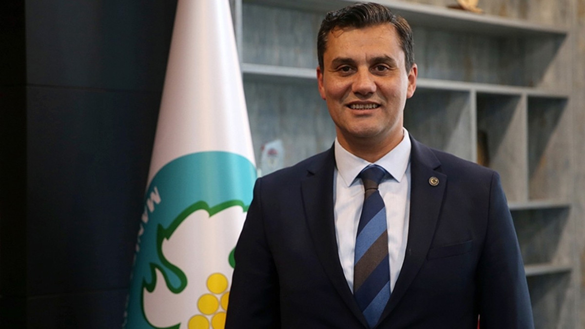 Ferdi Zeyrek vefatının birinci yılında anıldı