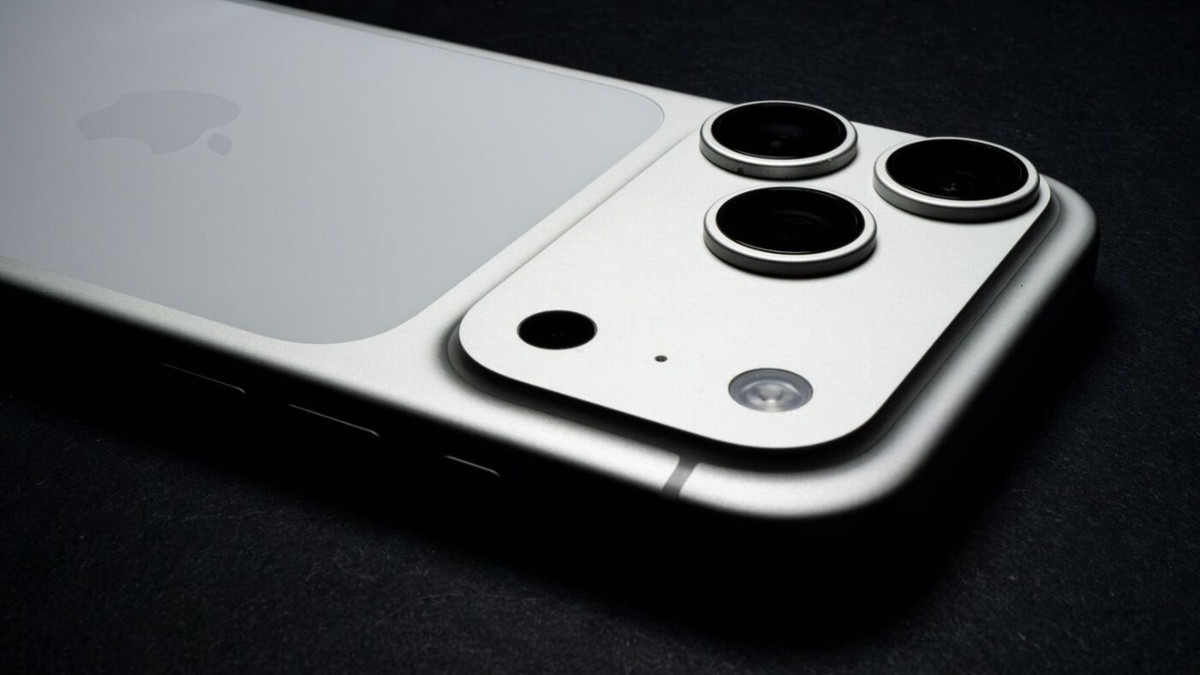 Katlanabilir iPhone için geri sayım: Fiyatı dudak uçuklatacak
