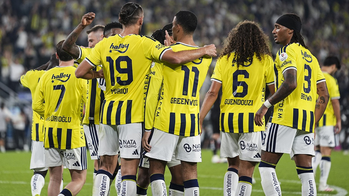 Fenerbahçe, Konyaspor karÅısında farklı kazandı