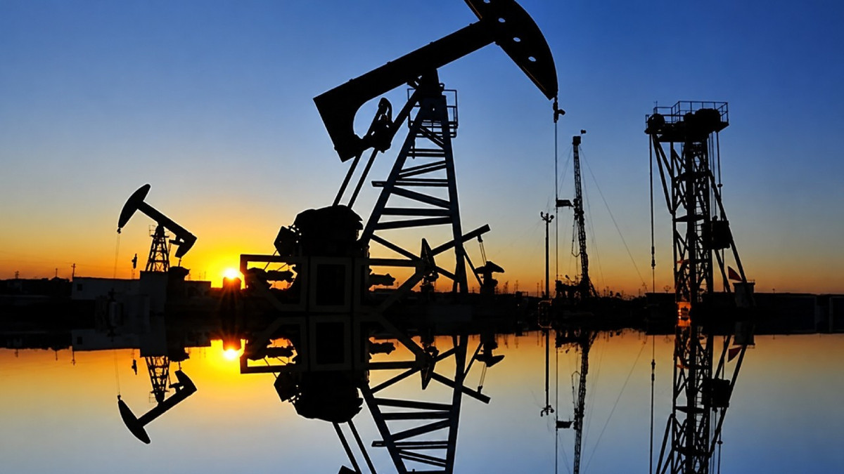 Petrolde tansiyon düÅmüyor: Piyasa yeni geliÅmelere kilitlendi