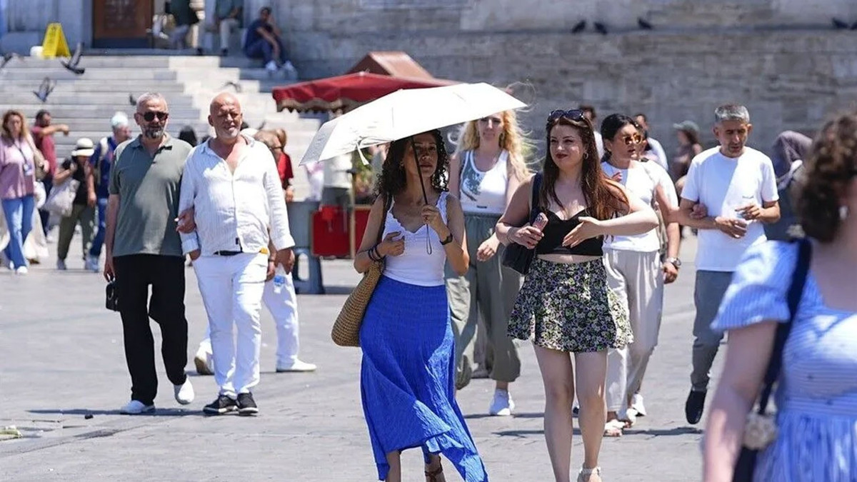 Meteoroloji uyardı: SaÄanak ve kuvvetli rüzgar geliyor