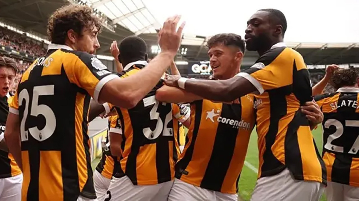Hull City, Premier Lig'de 2'de 2 yaptı