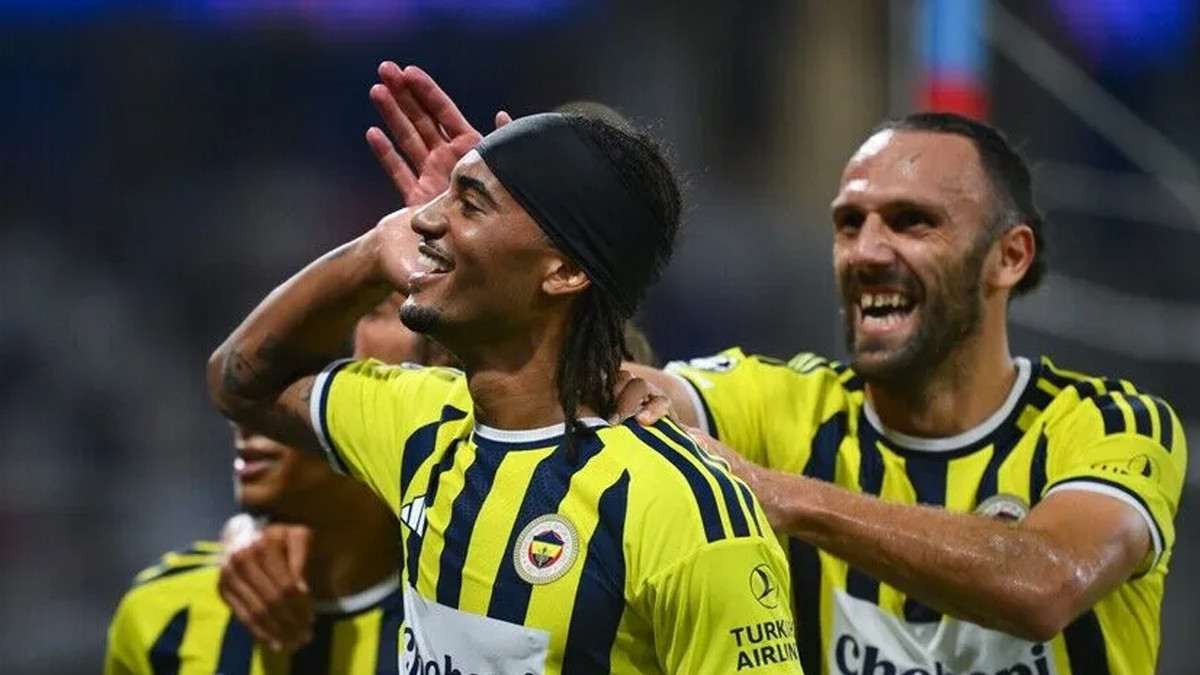 Samsunspor-Fenerbahçe maçının ilk 11'leri belli oldu