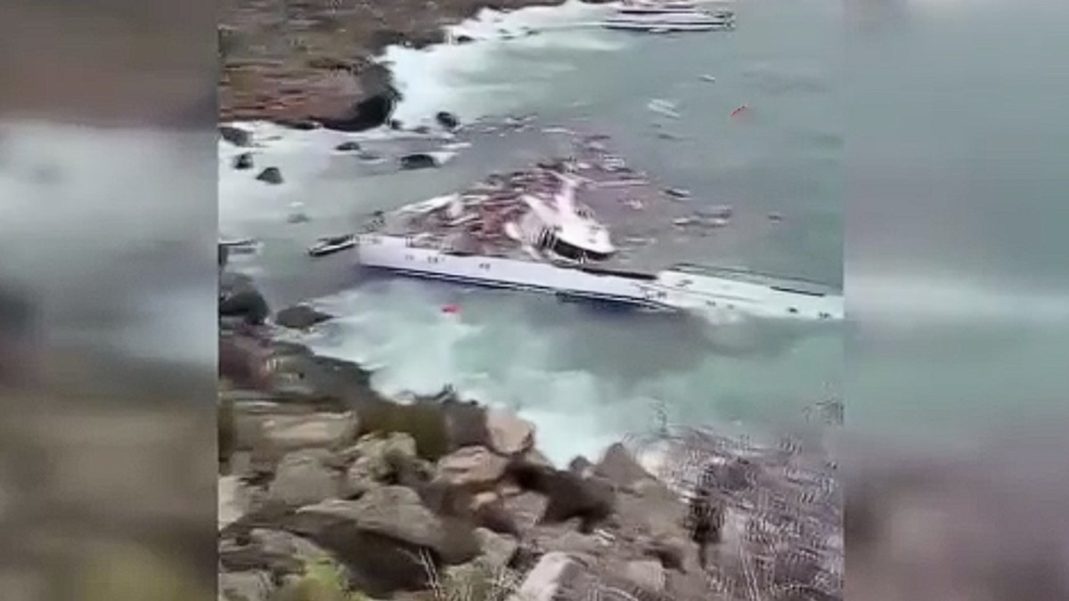 GKRYâde yatı kayalıklara çarpan iÅ adamı hayatını kaybetti