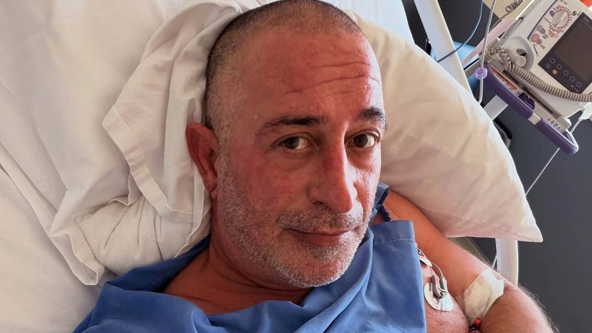 Cem Yılmaz hastaneden taburcu edildi