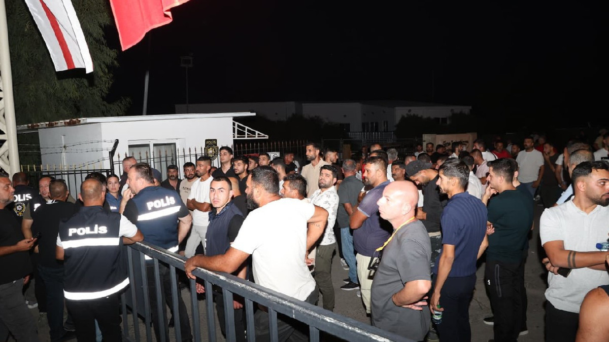 Feribot faciası sonrası acılı bekleyiÅ sürüyor