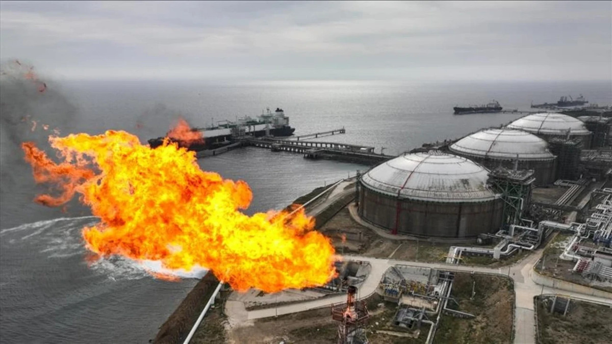 Hürmüzâde risk büyüyor: İran gerilimi petrolü ateÅledi
