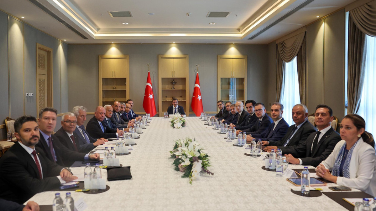 Ekonominin üç yıllık yol haritasının açıklanacaÄı tarih belli oldu