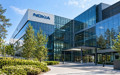 Nokia 900 müşterili işini satıyor
