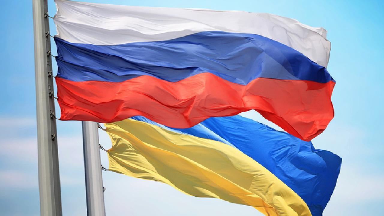 Ukrayna'dan Retak Atılan Rus Altyapısına Karşılık: Savaş Alanında Yeni Dönem?