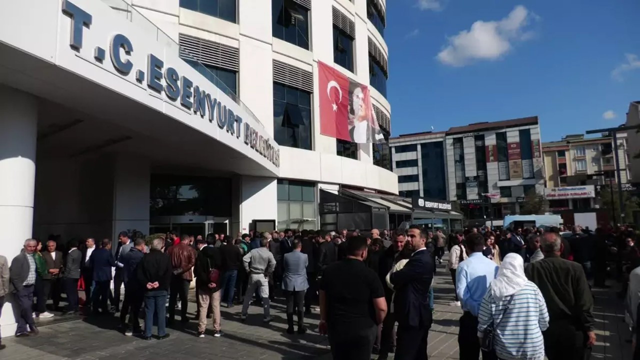 Esenyurt Belediyesi'ne Yolsuzluk Operasyonu: 17 Şüpheli Gözaltına Alındı
