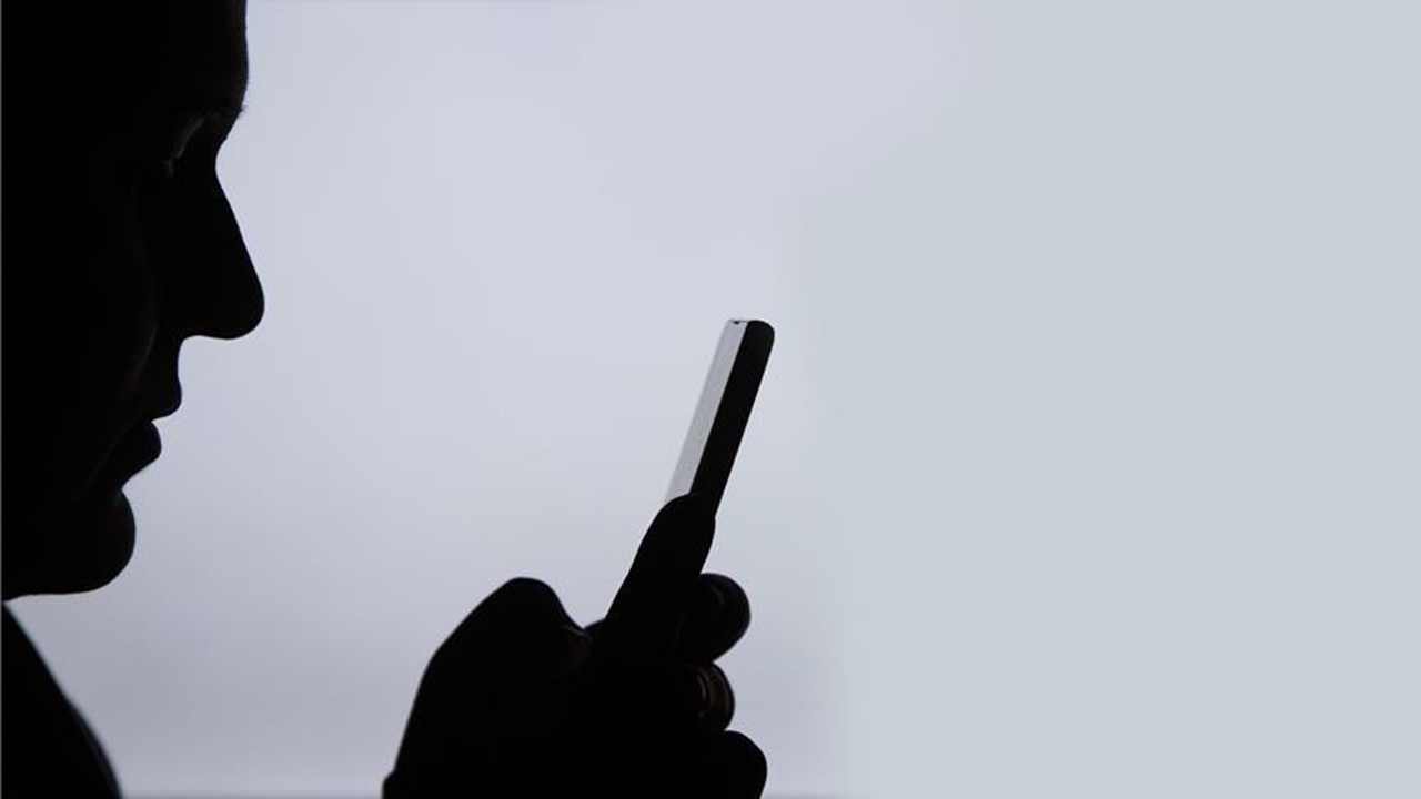 Akıllı telefon sevkiyatlarının 2026'da gerilemesi bekleniyor