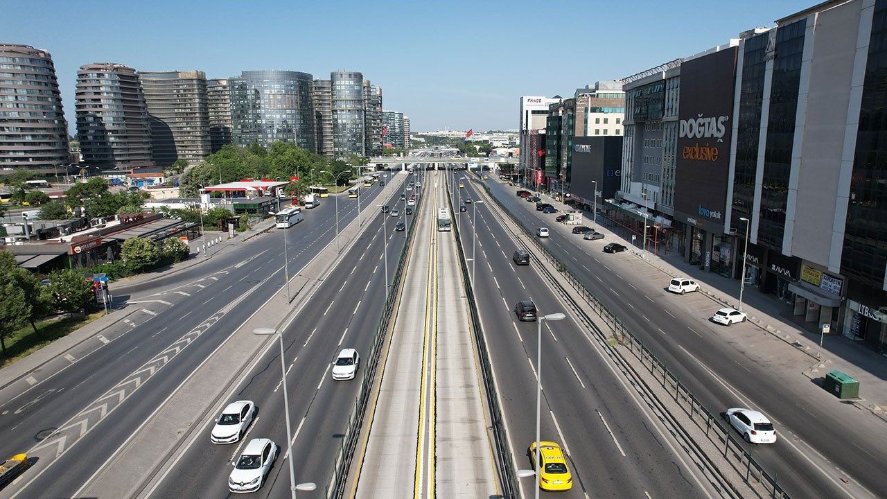 9 Günlük tatil istanbul trafiğini boşalttı: Yoğunluk yüzde 8’e düştü