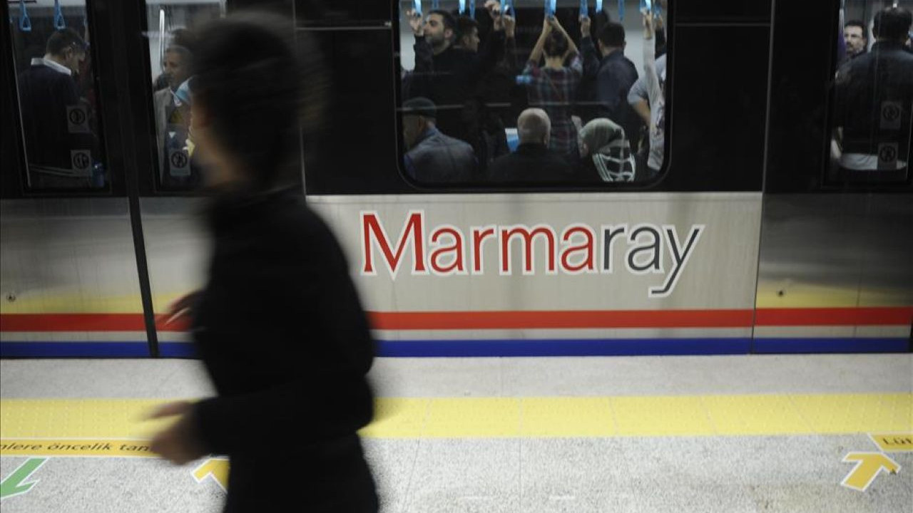 3 şehirde yeni yılın ilk günü kent içi raylı sistemler ücretsiz