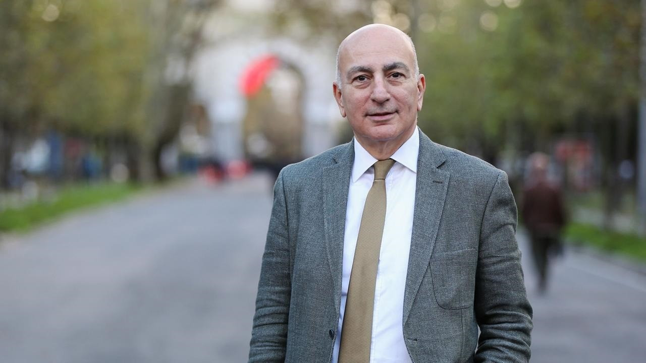 Mahfi Eğilmez'den çarpıcı değerlendirme: 'KKM'yi icat edip hatayı katlamak yerine...'